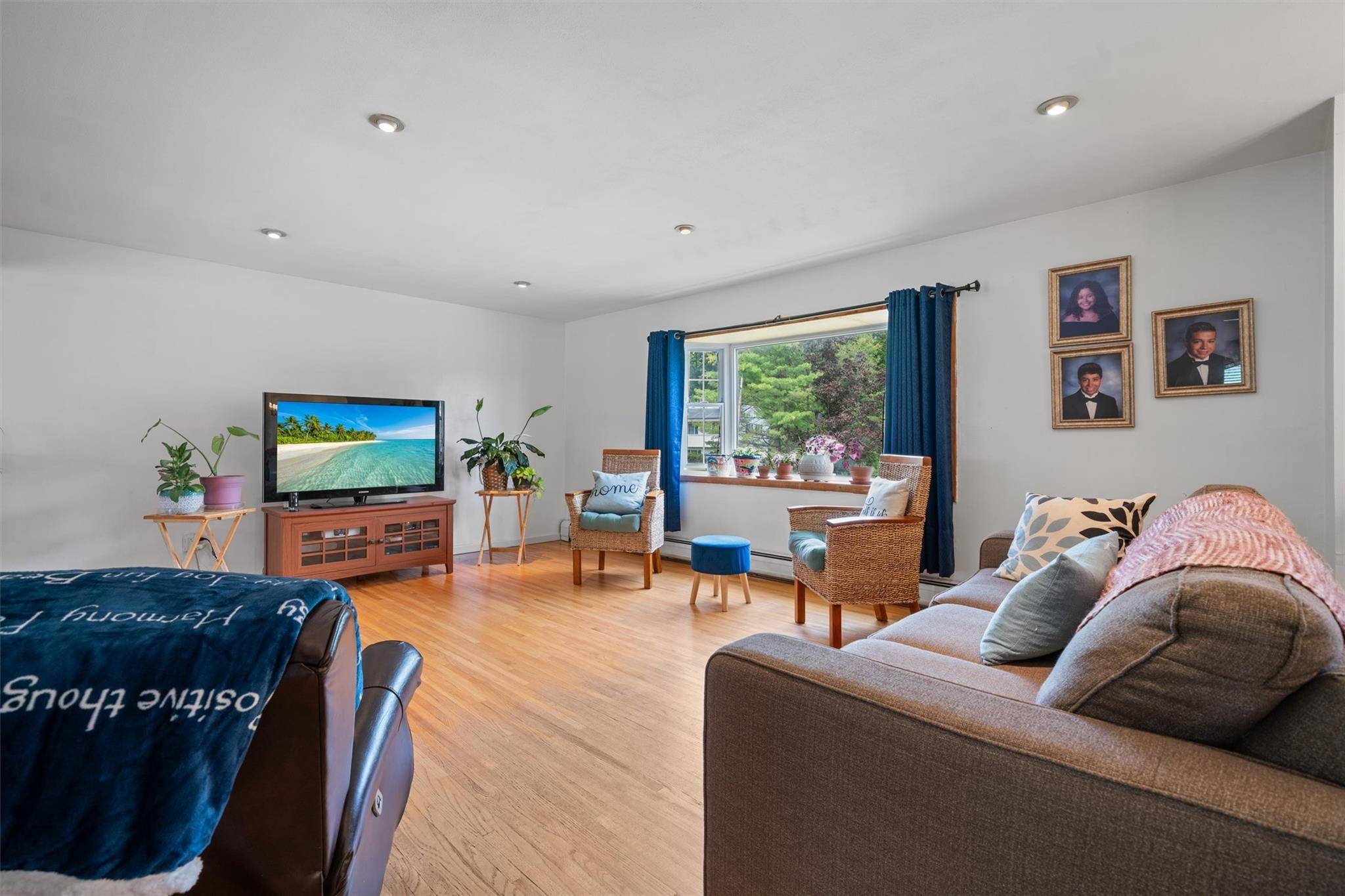 Highland Mills, NY 10930,4 Genny DR