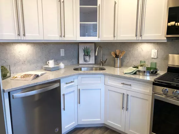 Bayport, NY 11705,623 Terrace RD #T18623