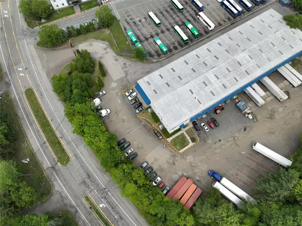 Hillburn, NY 10931,230 Route 17