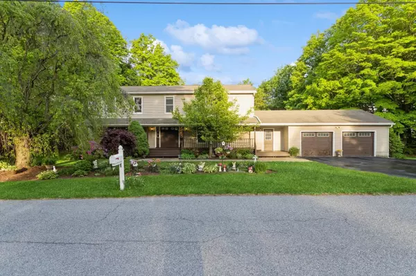 Highland, NY 12528,18 Lockhart LN