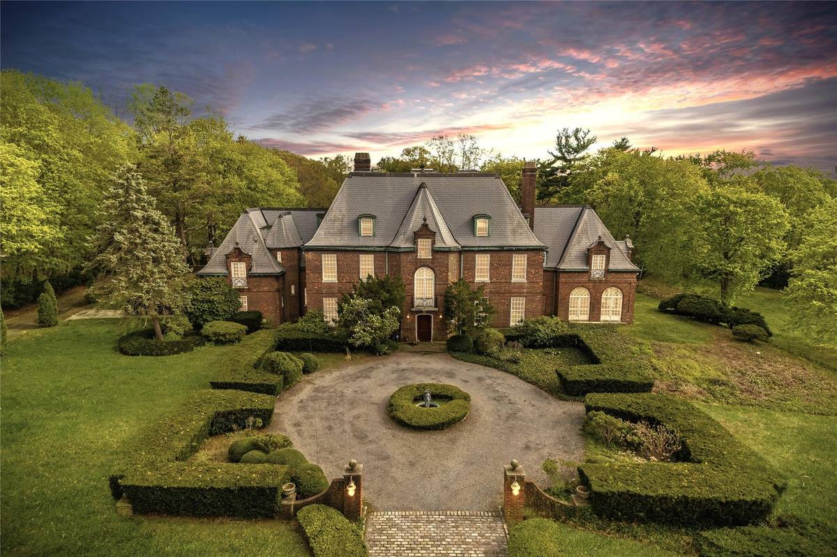 Huntington, NY 11743,10 Auserehl CT