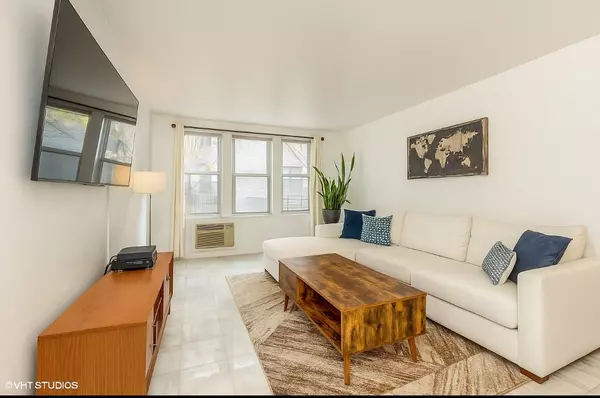Bronx, NY 10463,2736 Independence AVE #1G