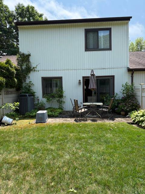 Holtsville, NY 11742,3 Blue Point RD