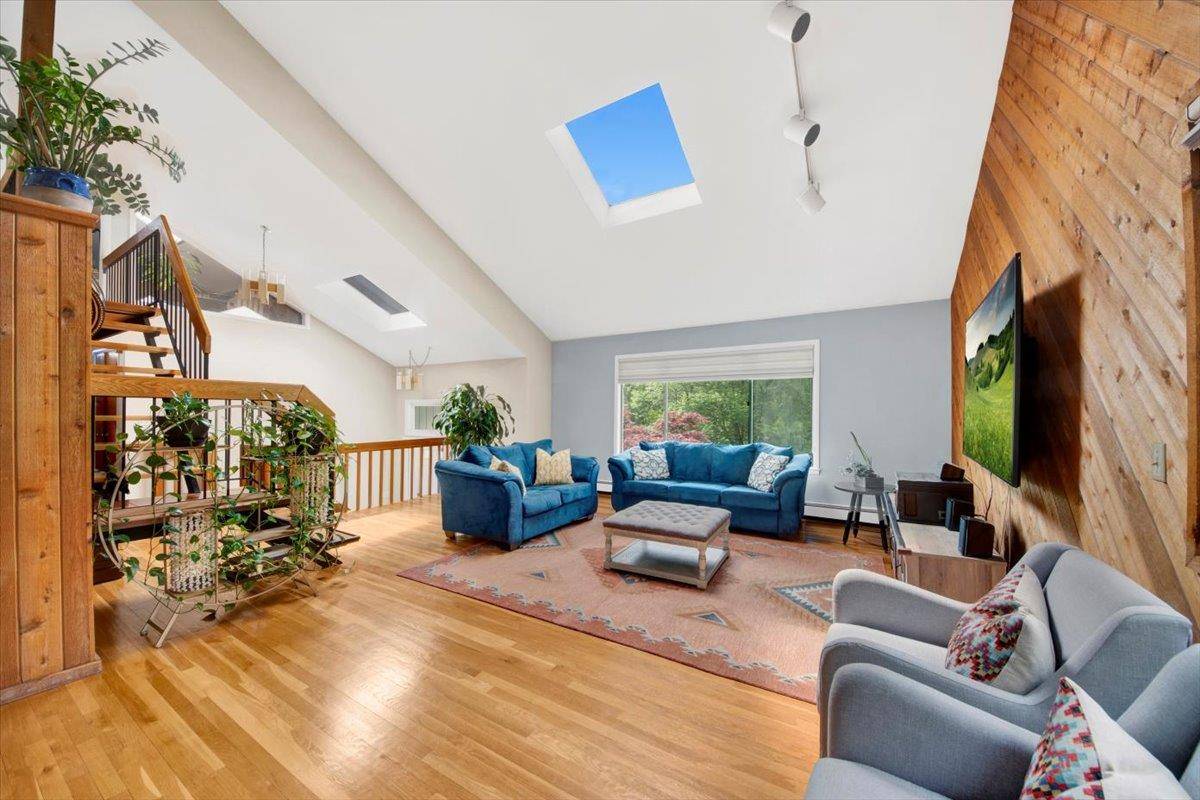 Cortlandt Manor, NY 10567,4 Aida LN