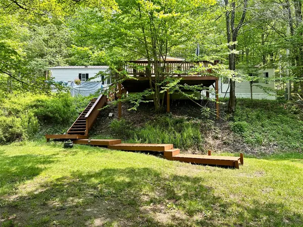 Livingston Manor, NY 12758,367 Mud Pond RD