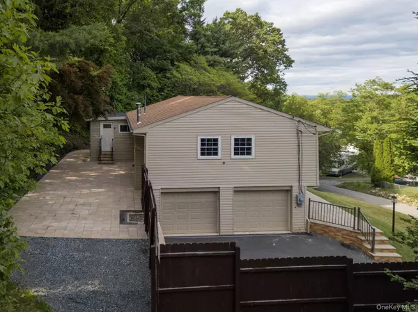 Marlboro, NY 12542,144 Reservoir RD