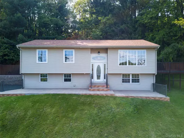 Marlboro, NY 12542,144 Reservoir RD