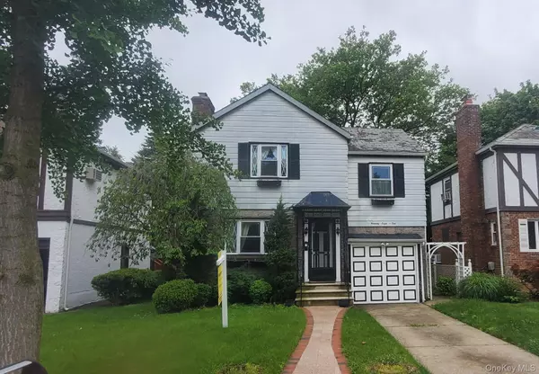 78-10 222 ST, Oakland Gardens, NY 11364