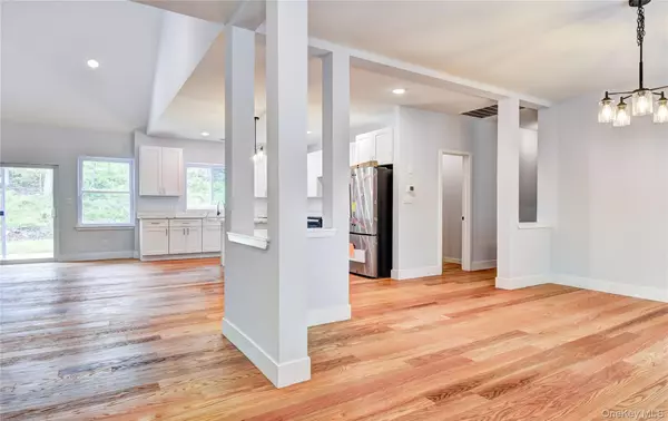 Newburgh, NY 12550,3 Black Gum CT