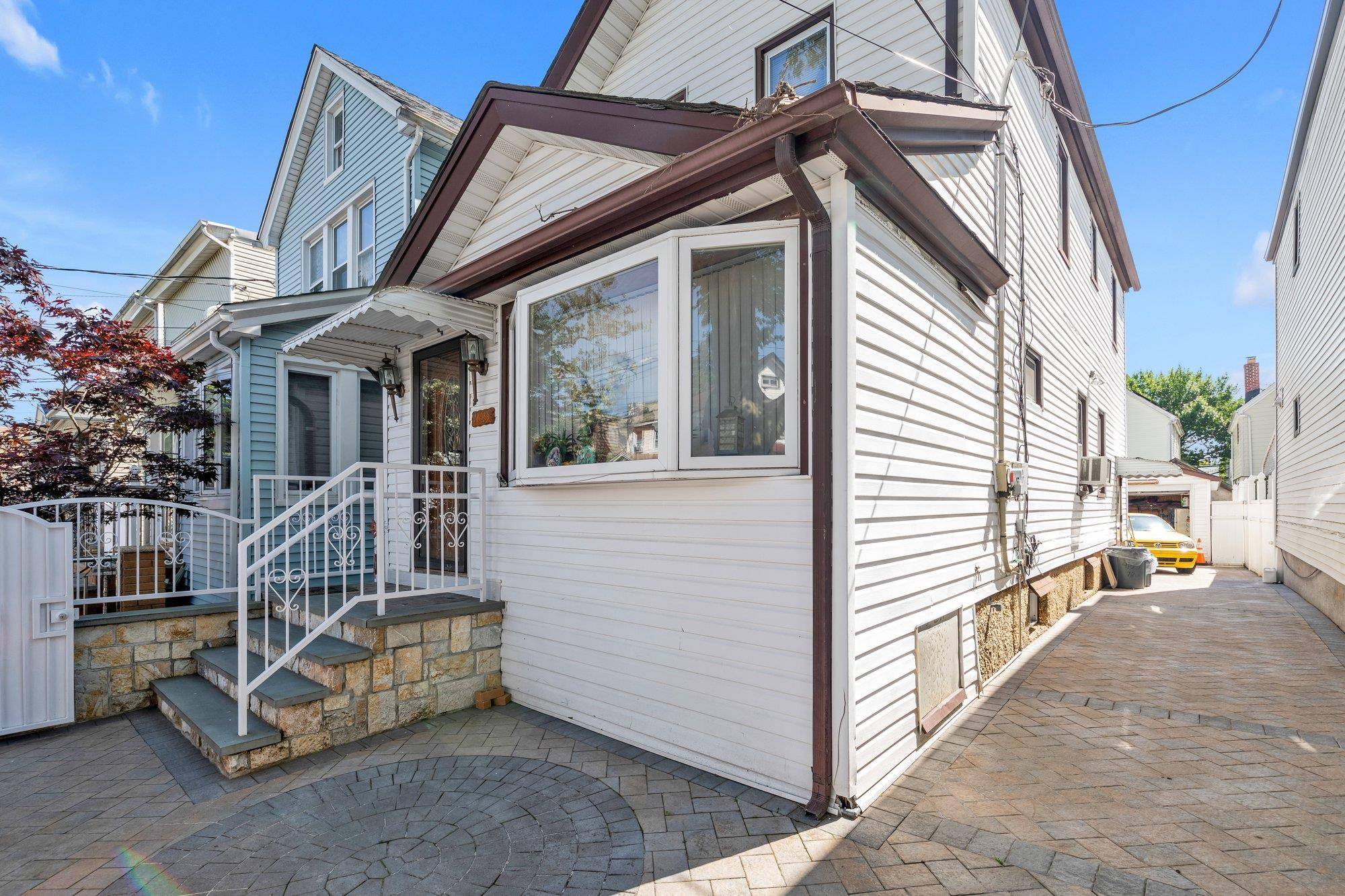 91-25 78 ST, Woodhaven, NY 11421