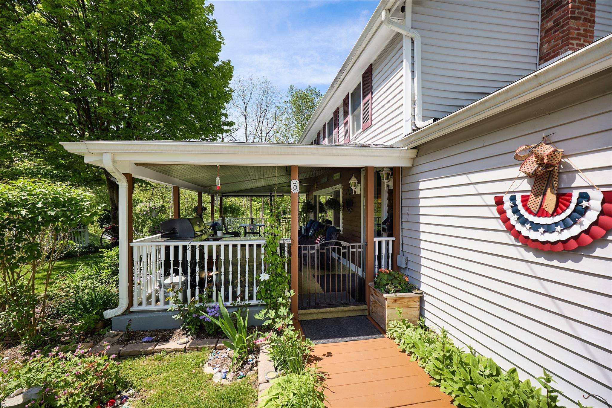 Stanfordville, NY 12581,3 Rock PL