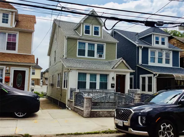 114-30 158th ST, Jamaica, NY 11434