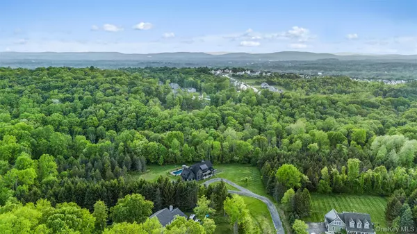 Poughkeepsie, NY 12603,36 Spruce LN