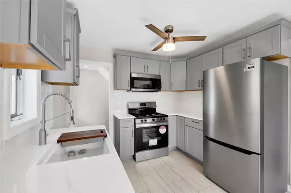 Valley Stream, NY 11580,21 Irving ST