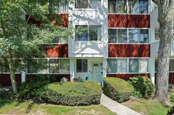 304 Tallwood DR #304,  Hartsdale,  NY 10530