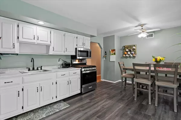 East Moriches, NY 11940,12 Debragga AVE