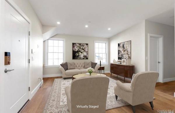 108 South #E, Oyster Bay, NY 11771