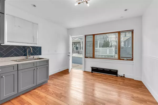Rye, NY 10580,127 Maple AVE #1
