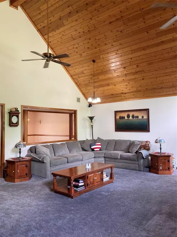 Montgomery, NY 12549,95 Heritage Ln