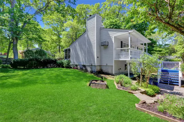Rocky Point, NY 11778,46 Narcissus RD