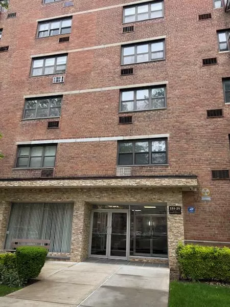153-25 88th ST #4F, Howard Beach, NY 11414