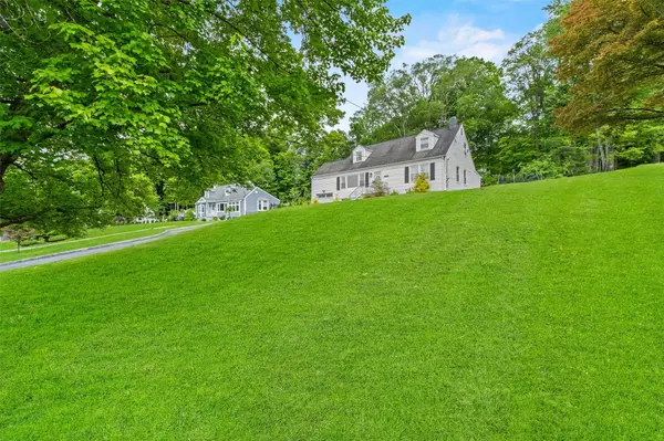 Yorktown Heights, NY 10598,3518 Overlook AVE