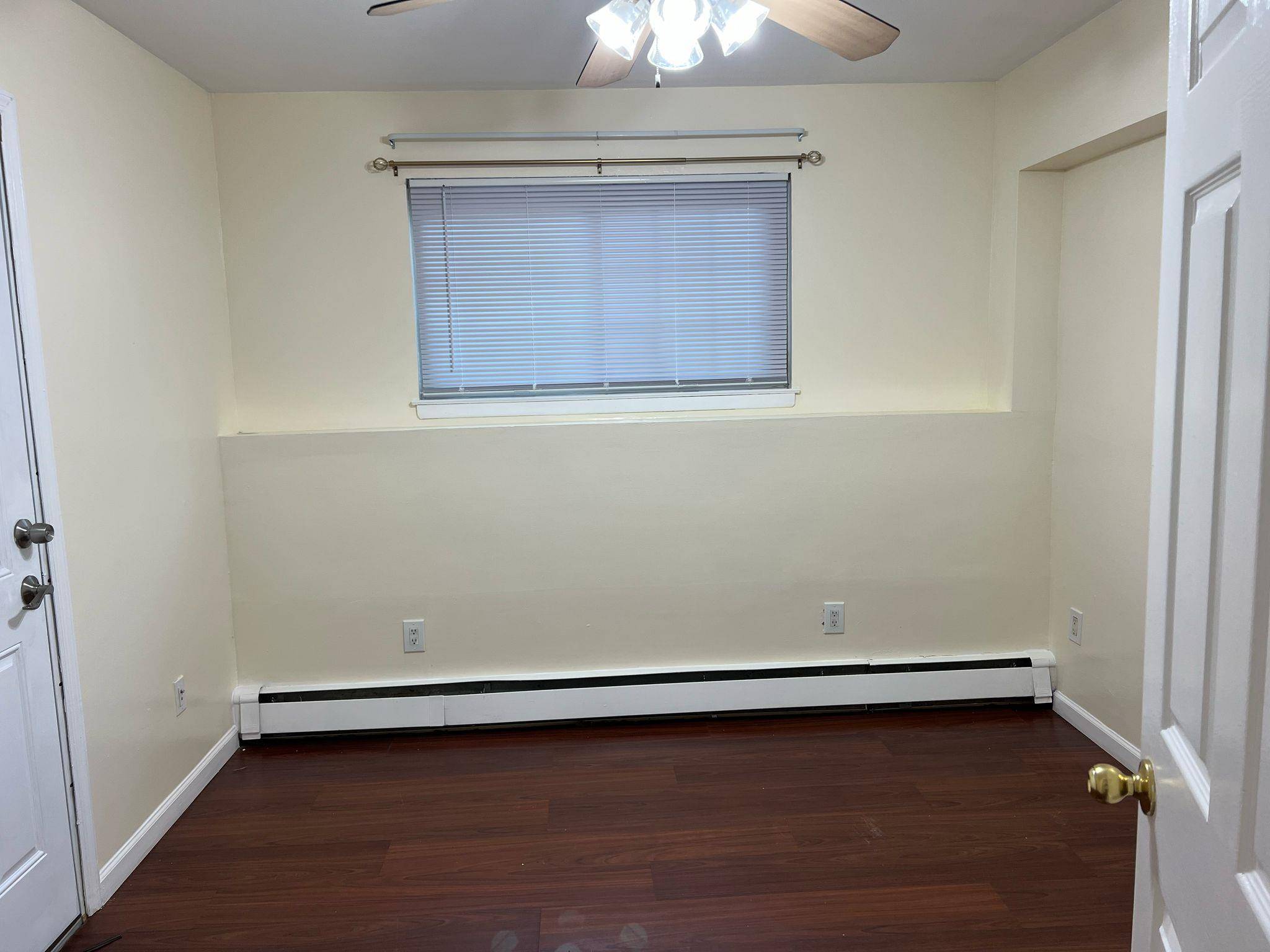 West Babylon, NY 11704,123 Belmont AVE