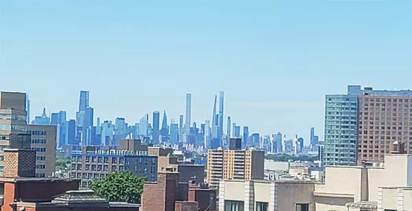 Rego Park, NY 11374,99-72 66Rd #7AA
