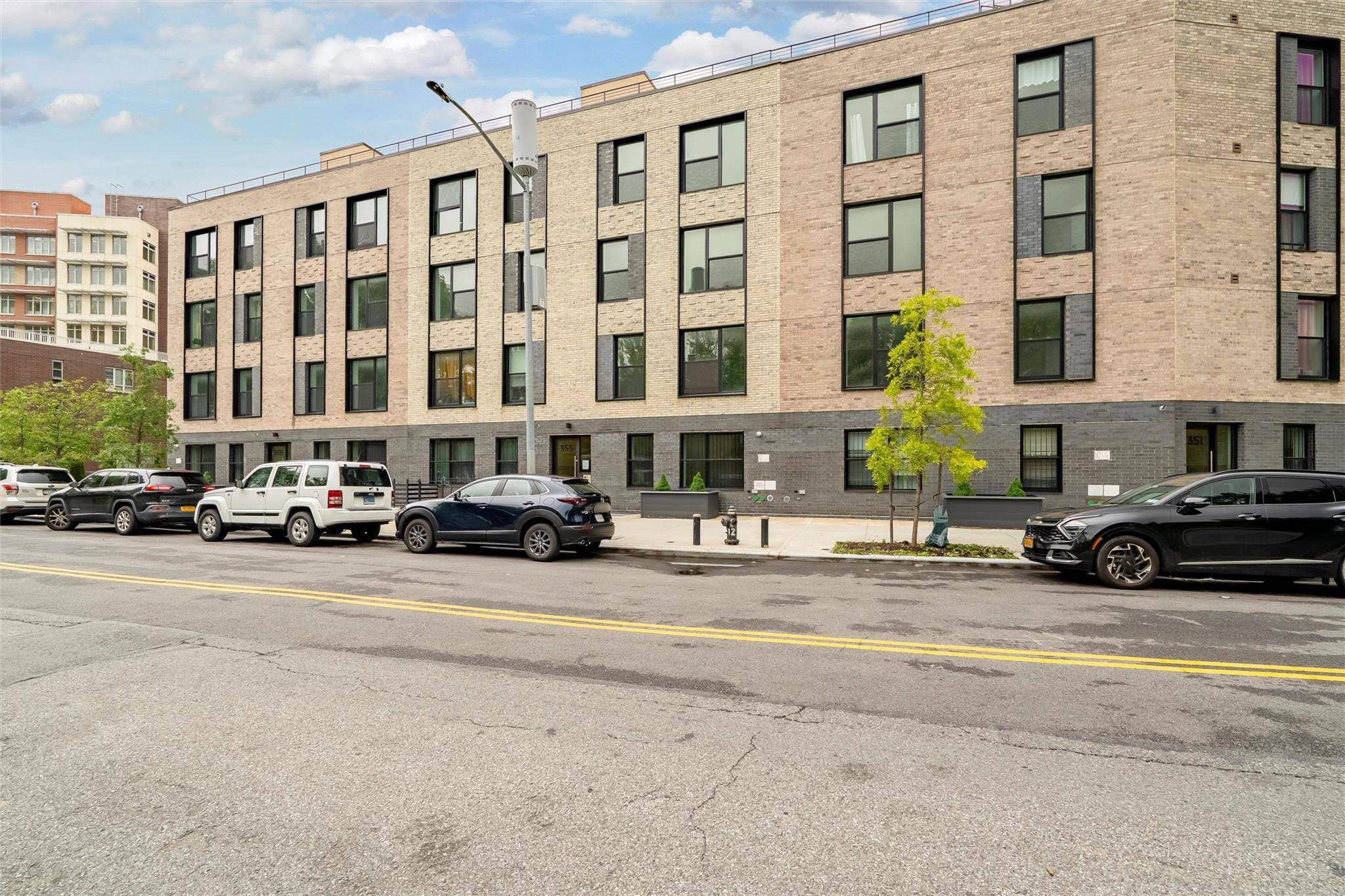 1727 Lacombe AVE #4A, Bronx, NY 10473