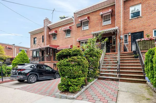 2588 Stedman PL, Bronx, NY 10469