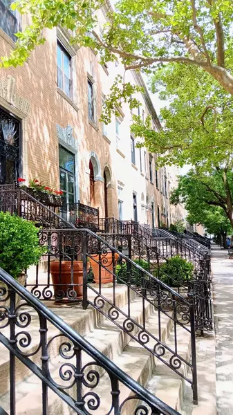 229 W 138TH ST, New York (manhattan), NY 10030