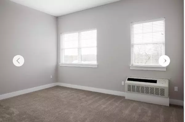 Patchogue, NY 11772,116 Waverly AVE #11