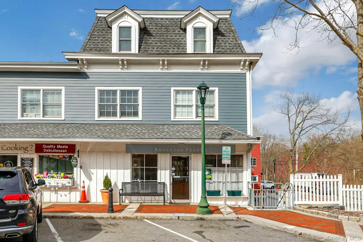 Croton Falls, NY 10519,14 Front Street