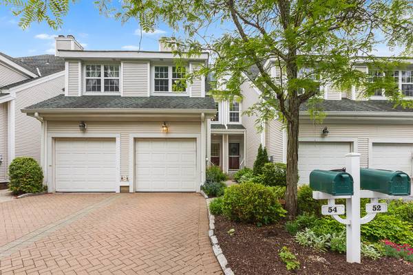 54 Lake Marie LN, Bedford Hills, NY 10507