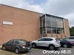 201 Northwest DR #5 & 7, Farmingdale, NY 11735