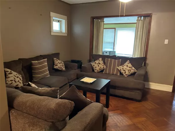 Woodhaven, NY 11421,91-48 89 ST
