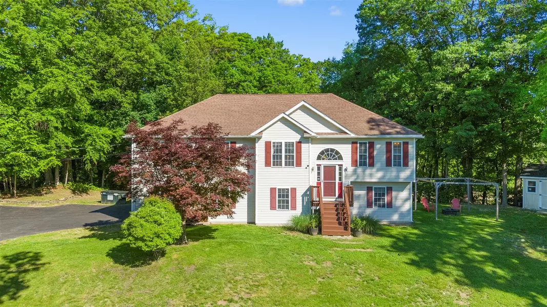 42 Bell DR, Highland, NY 12528
