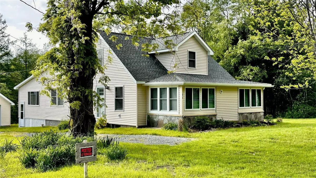 Monticello, NY 12701,674 Sackett Lake RD
