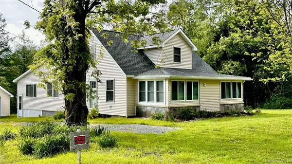 674 Sackett Lake RD, Monticello, NY 12701