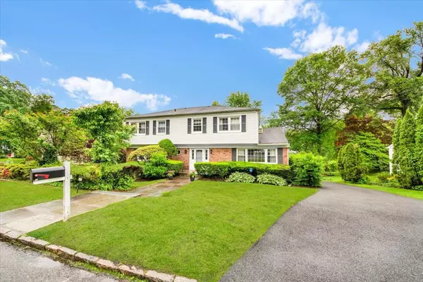 White Plains, NY 10605,13 Romar AVE