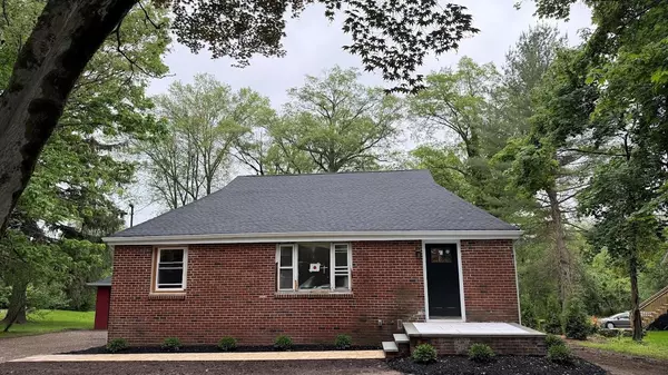 West Nyack, NY 10994,20 Pineview RD
