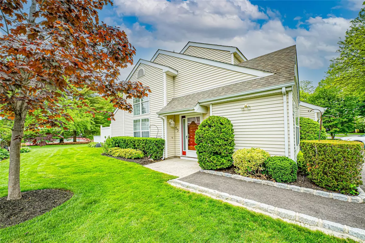 Bay Shore, NY 11706,53 Mystic CIR