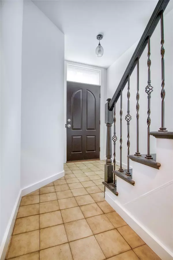 Brooklyn, NY 11206,151 Noll ST
