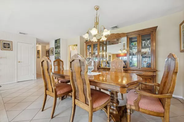 Bellmore, NY 11710,2518 April LN