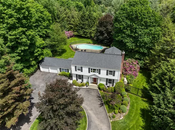 50 Kerry LN, Chappaqua, NY 10514