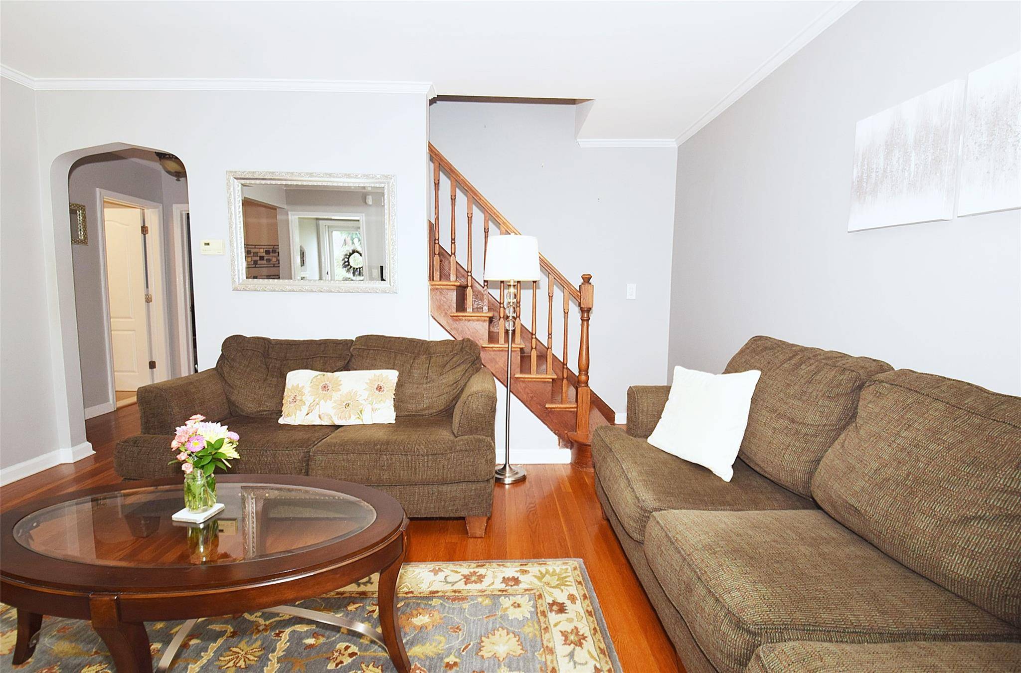 New Hyde Park, NY 11040,145 Gerard AVE