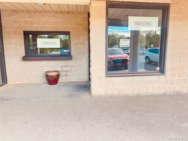 Middletown, NY 10941,670 Route 211