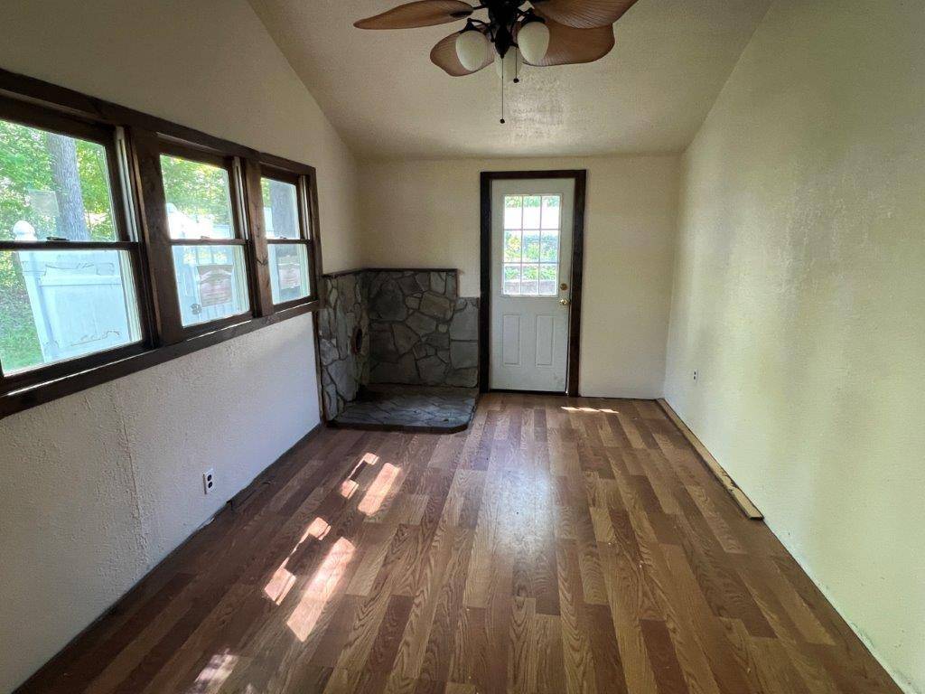 Fishkill, NY 12533,29 Purse LN