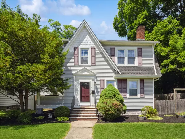 2 Mitchell AVE,  Poughkeepsie,  NY 12603