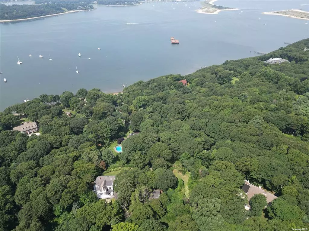 Port Jefferson, NY 11777,340 E Broadway